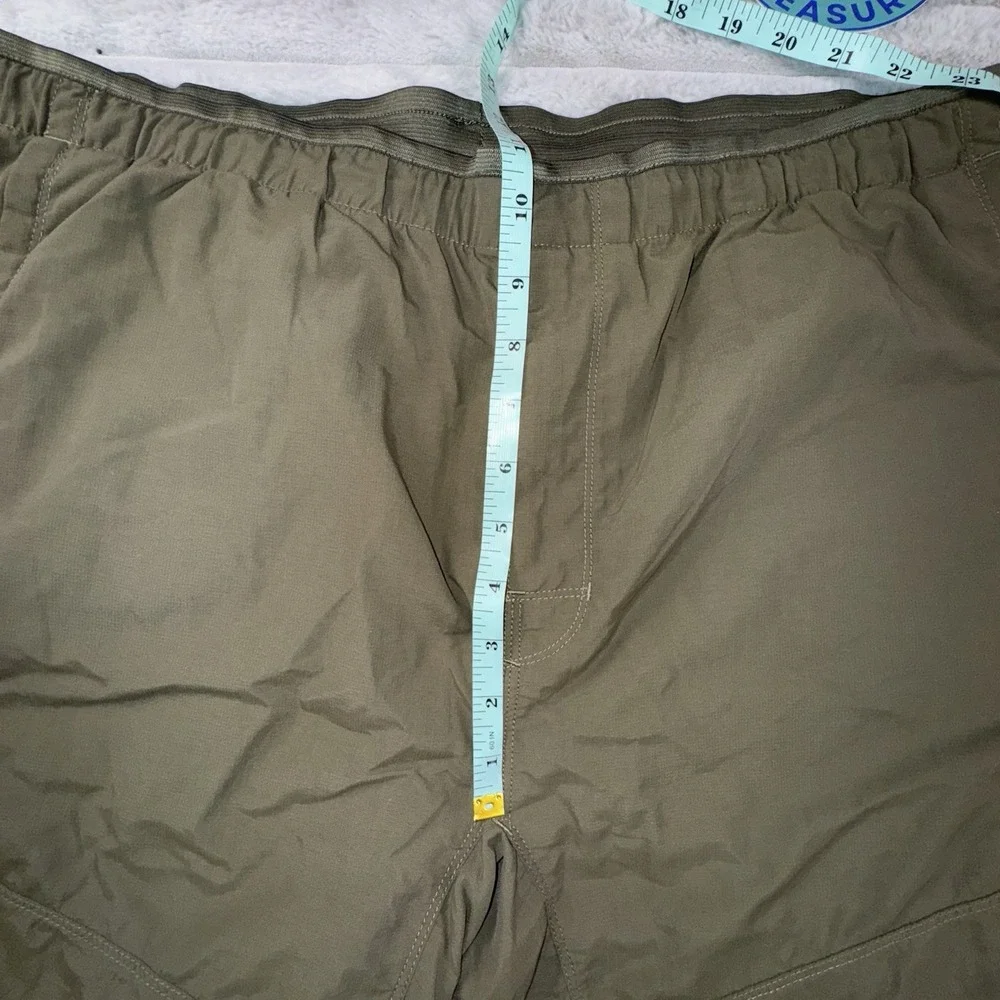 The North Face Shorts Men's XL‎ Pull On Adventure Taupe Army Green Swim Trunks